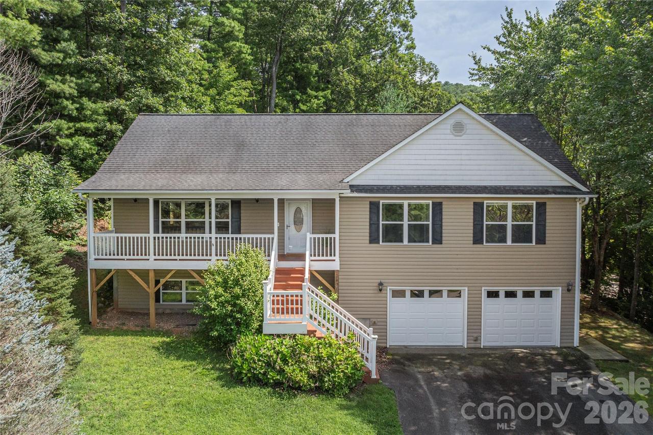 207 Christina Ct., Asheville, NC 28806