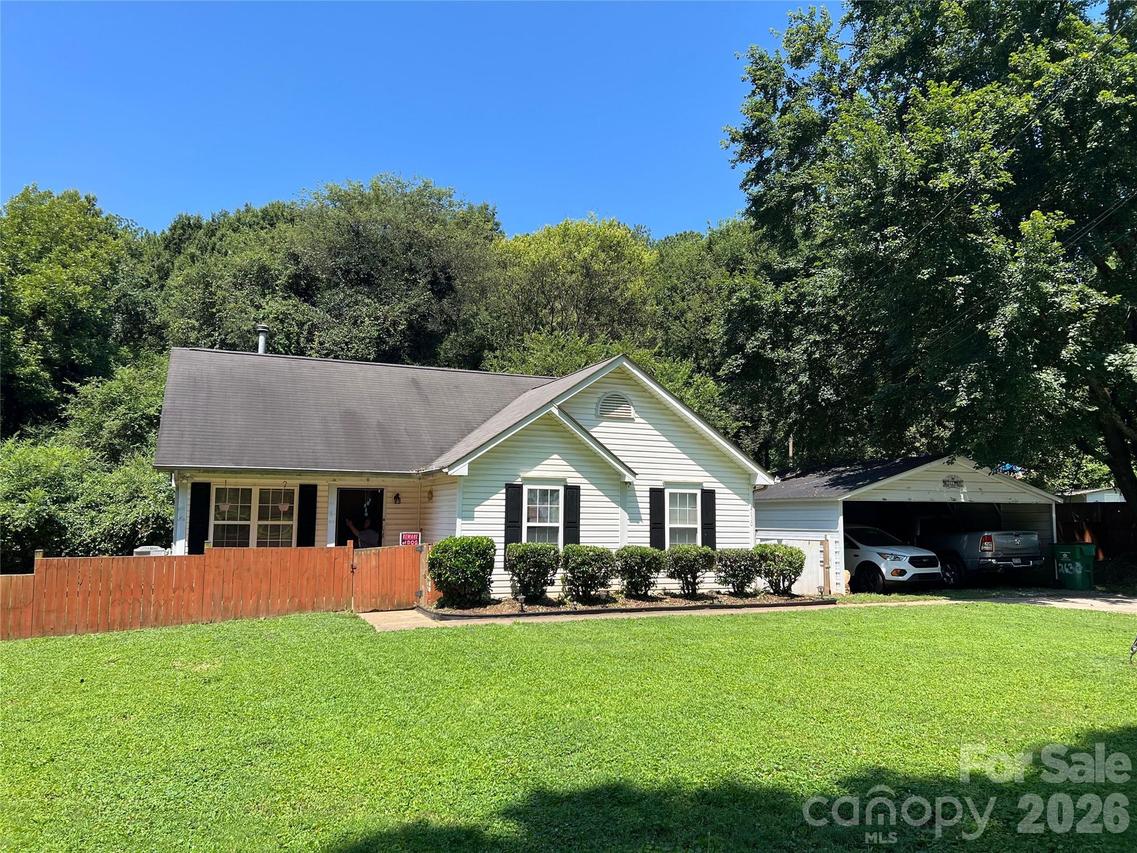 2630 Larry Dr., Charlotte, NC 28214