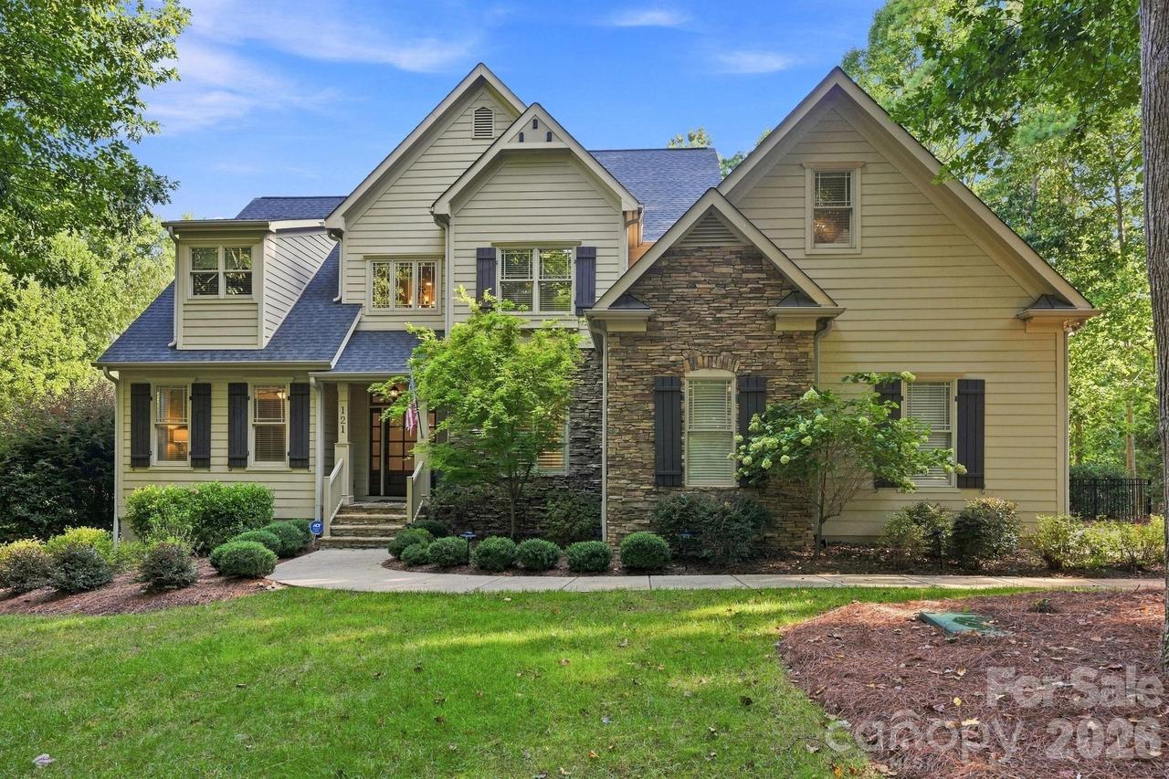 121 E Callicutt Tr., Mooresville, NC 28117