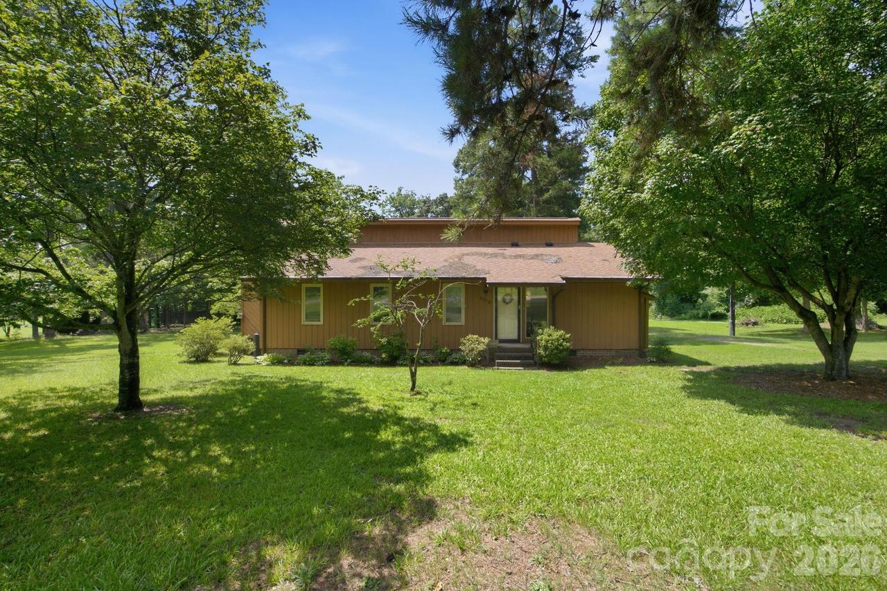 8016 Hedrick Cir., Huntersville, NC 28078