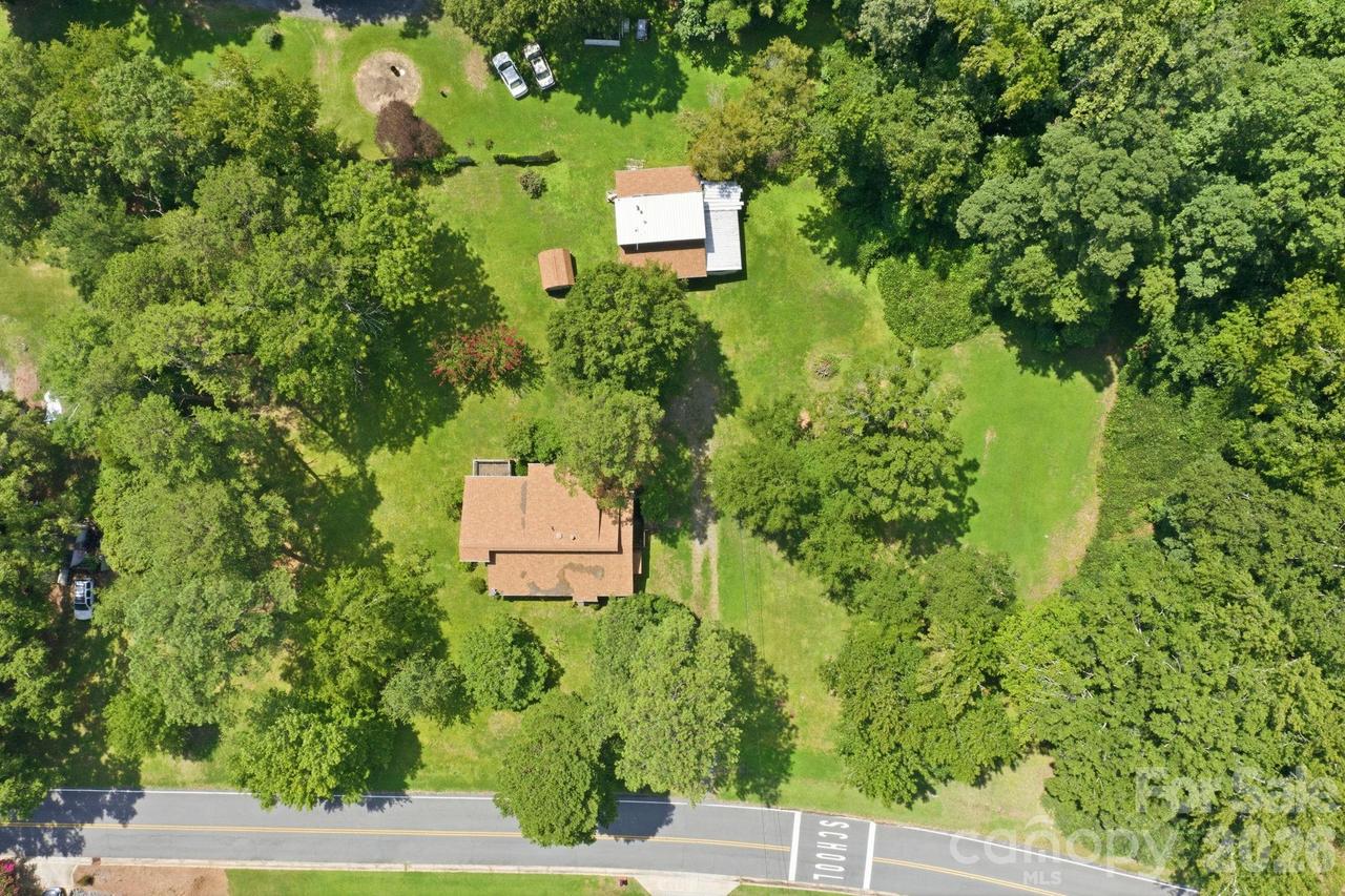 8000 Hedrick Cir., Huntersville, NC 28078