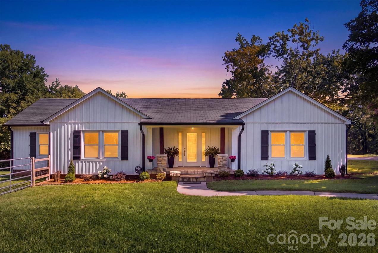 10814 Moores Chapel Rd., Charlotte, NC 28214