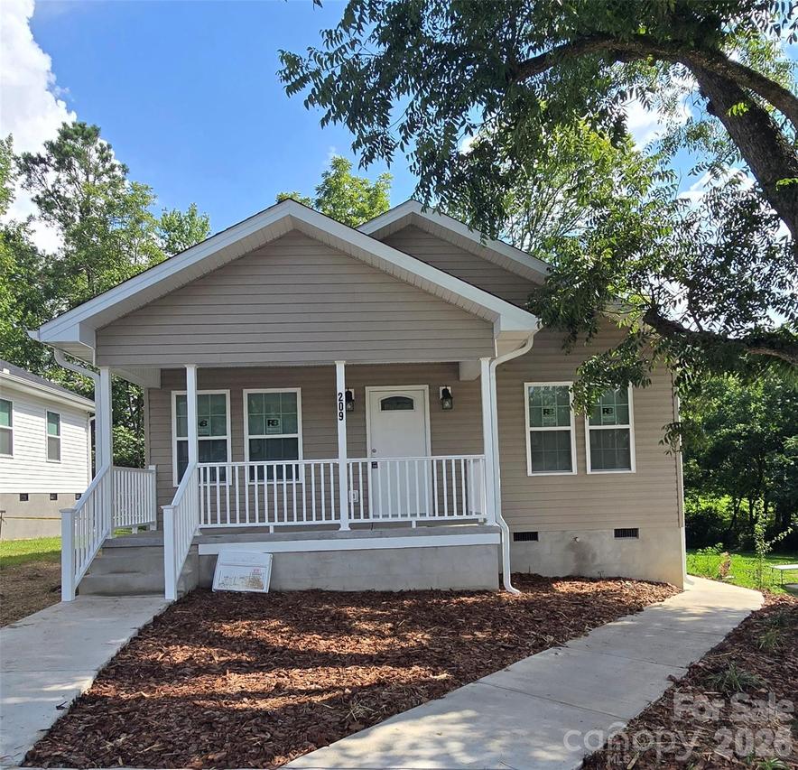 209 W Roswell St., Troy, NC 27371