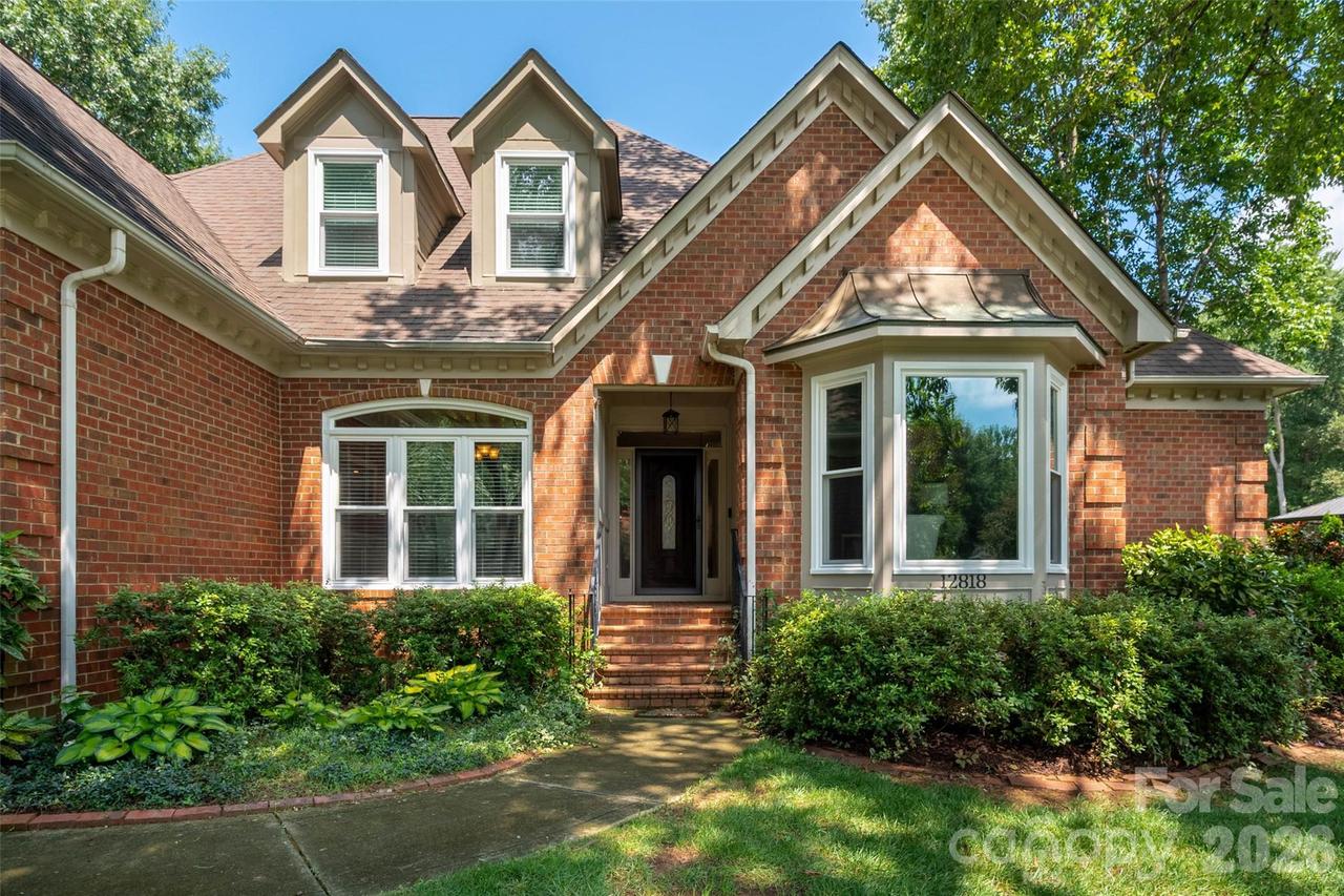 12818 Darby Chase Dr., Charlotte, NC 28277