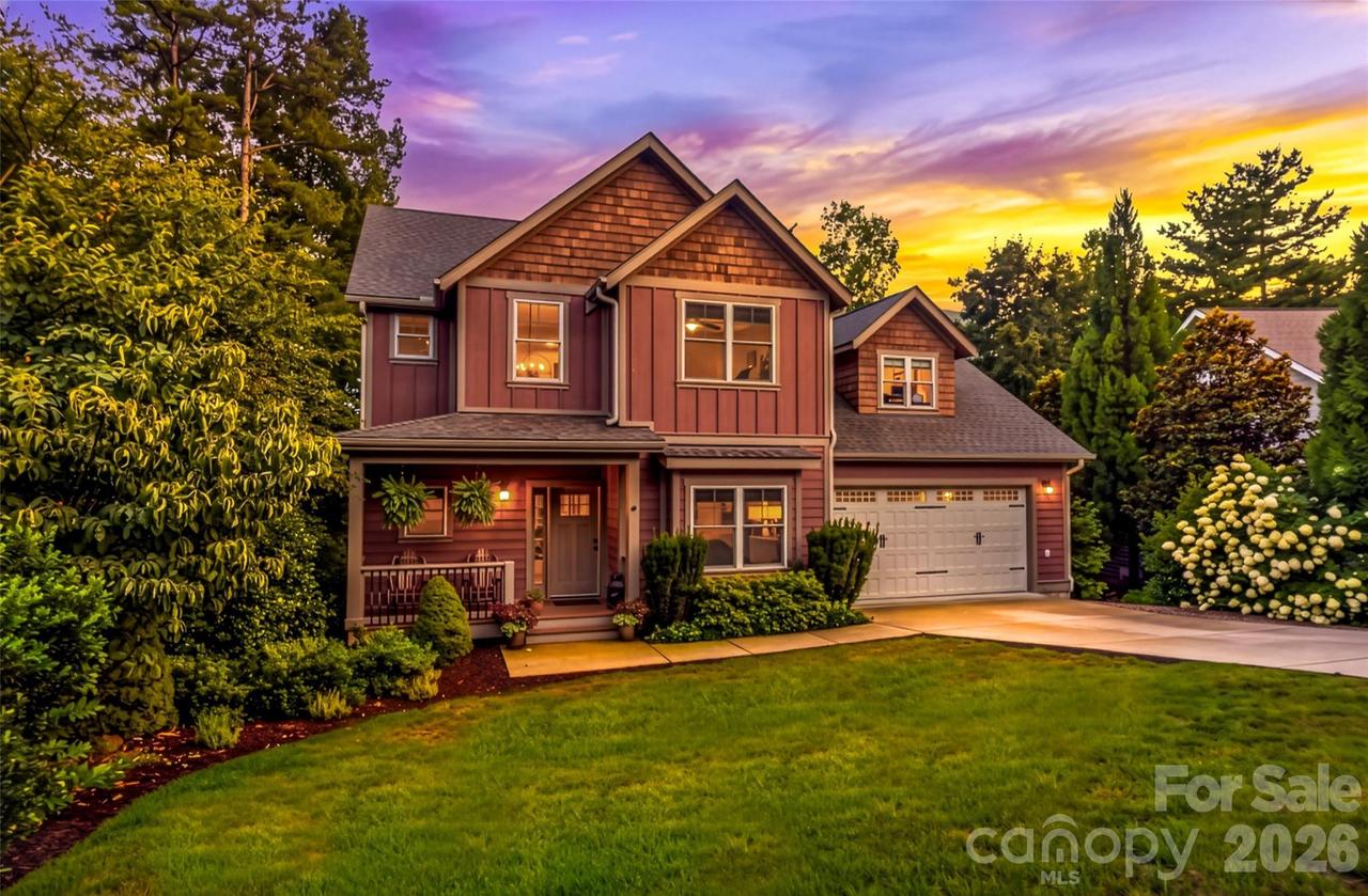 4 Old Bridge Cir., Fairview, NC 28730