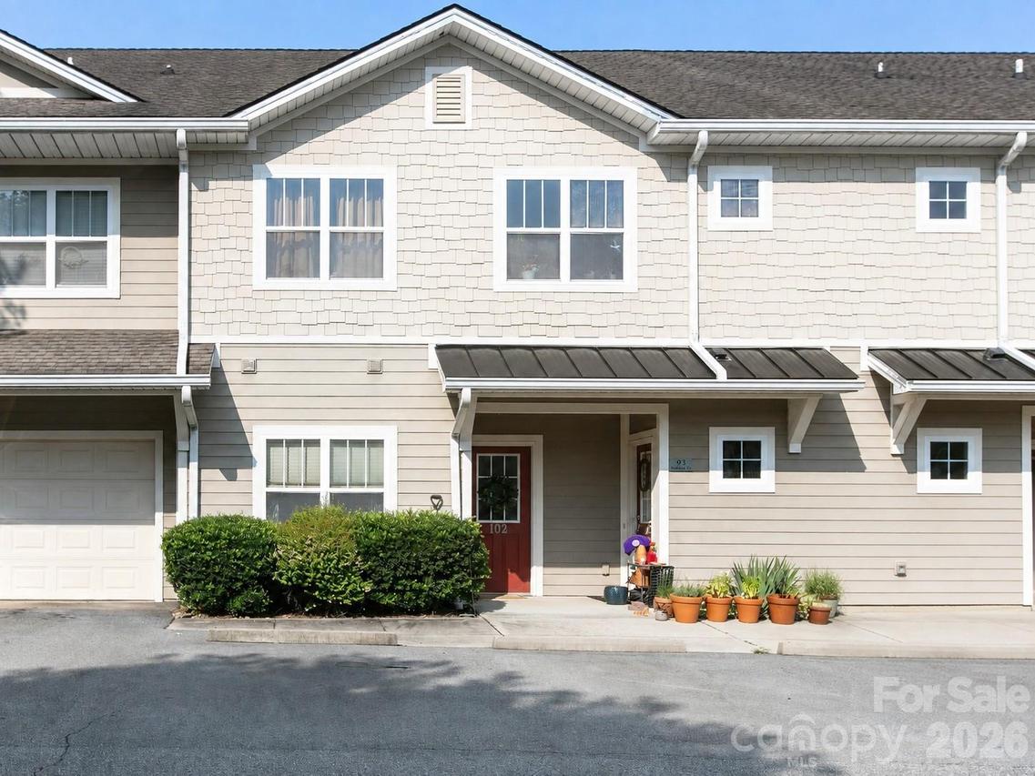 93 Foxden Dr. #102, Fletcher, NC 28732