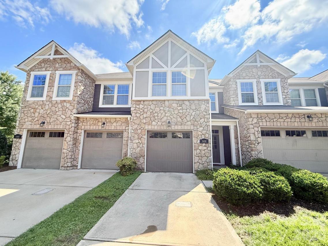 5658 Stonewells Dr., Charlotte, NC 28278