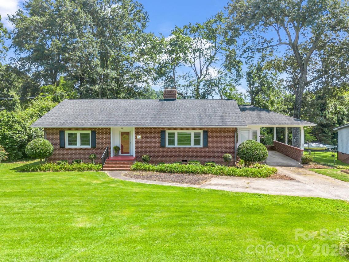 155 Fernwood Cir., Rutherfordton, NC 28139