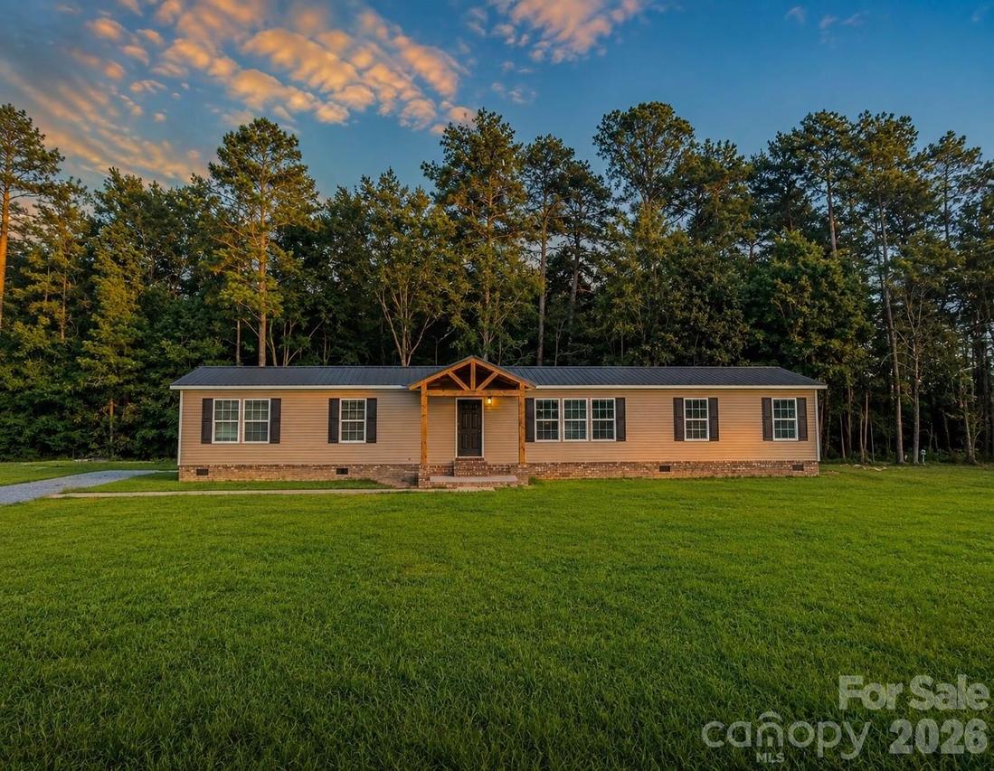 1821 Kiker Rd., Peachland, NC 28133