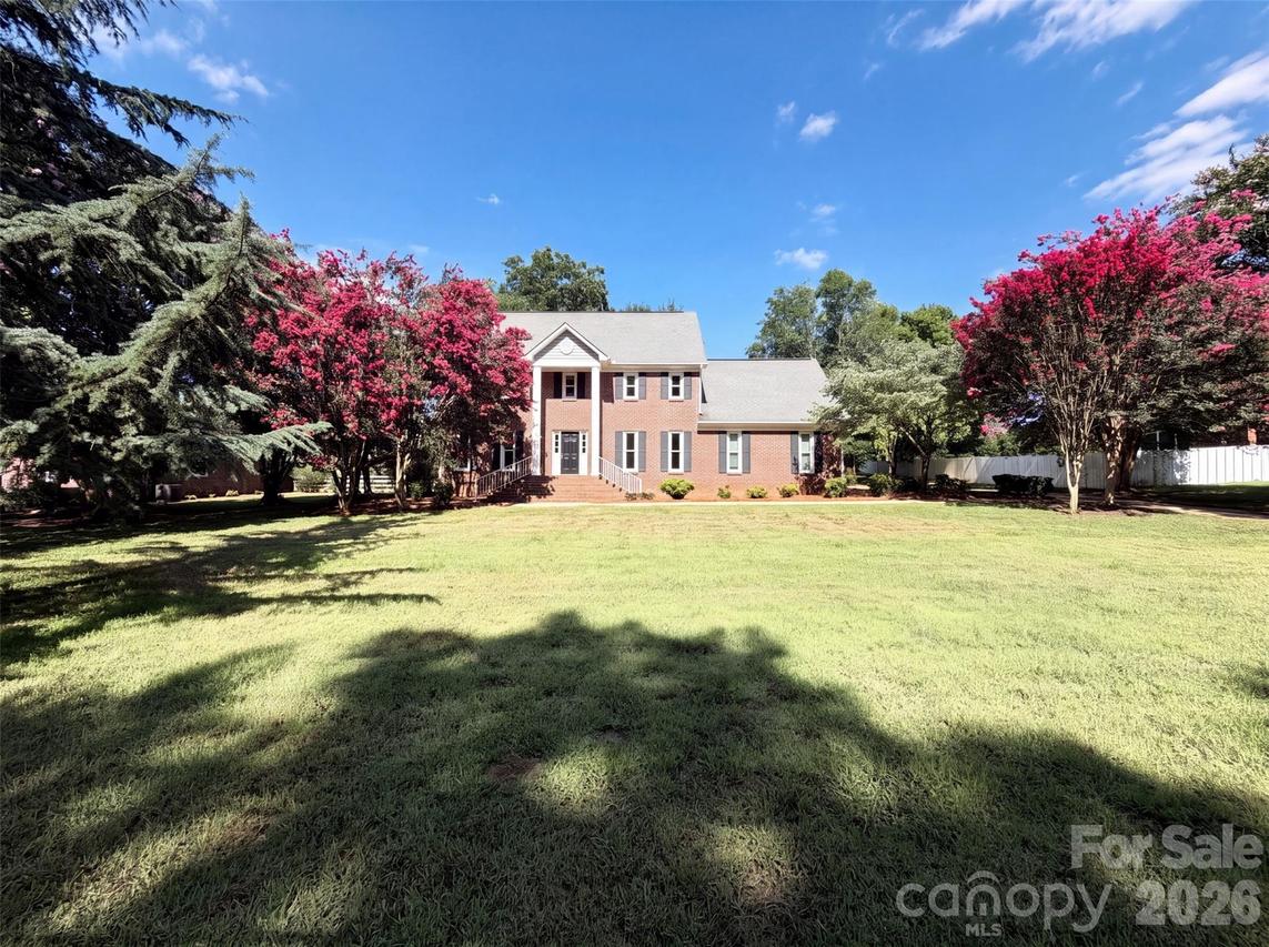 9020 Bartlett Rd., Charlotte, NC 28227