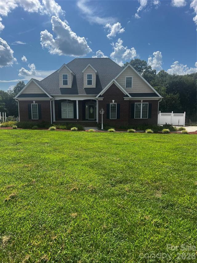 4209 Cheshire Glen Dr., Monroe, NC 28110