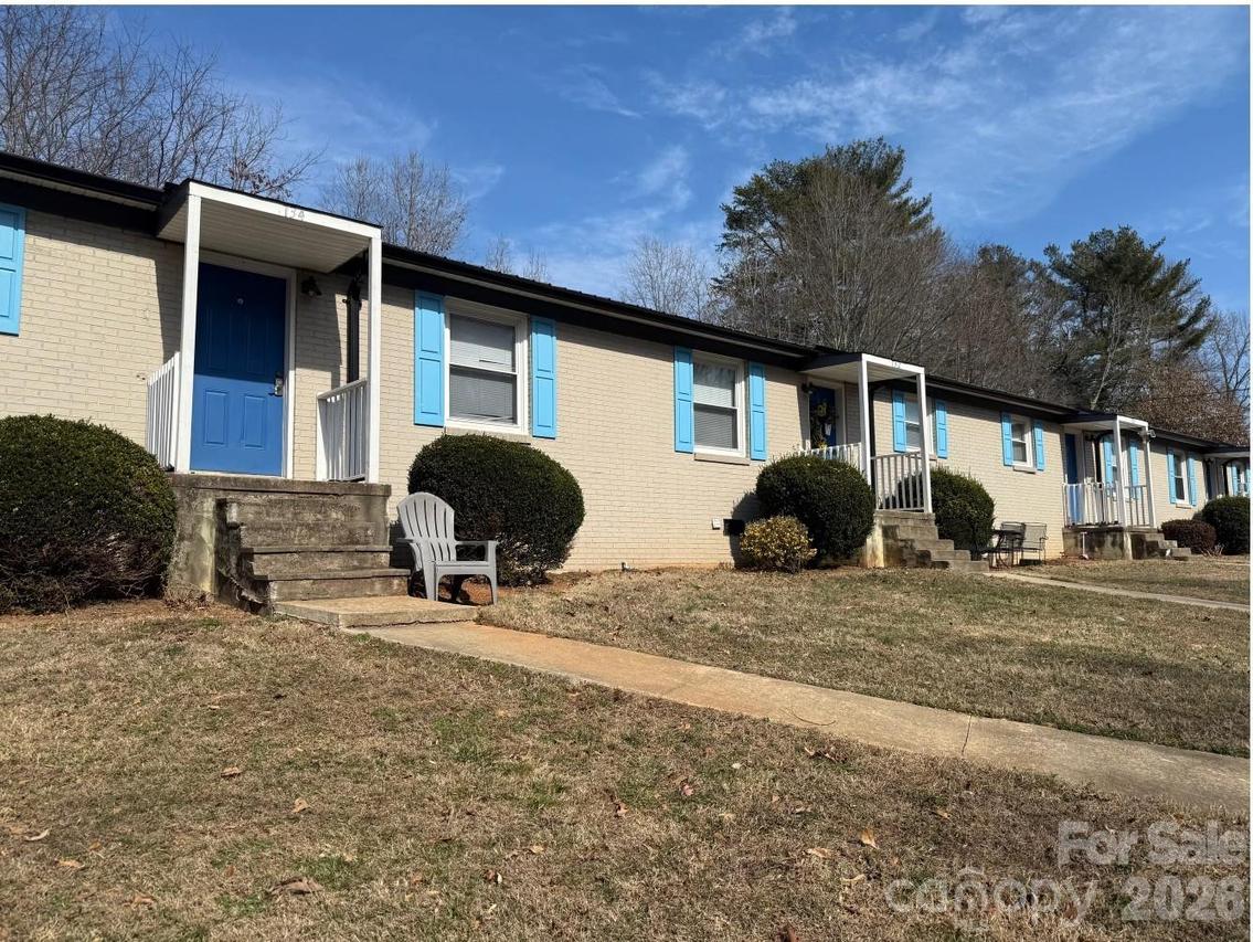 120, 121, 128 Cedar Ave., Hudson, NC 28638