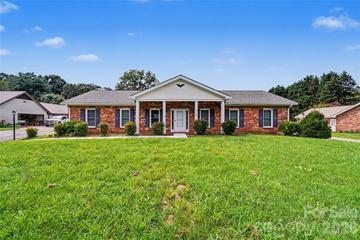 New Homes For Sale This Week That Attend Clemmons Middle School: August 7th to August 13th