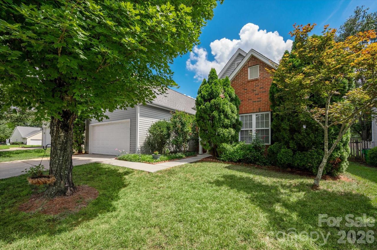 9407 Thatcher Hall Ct., Charlotte, NC 28277