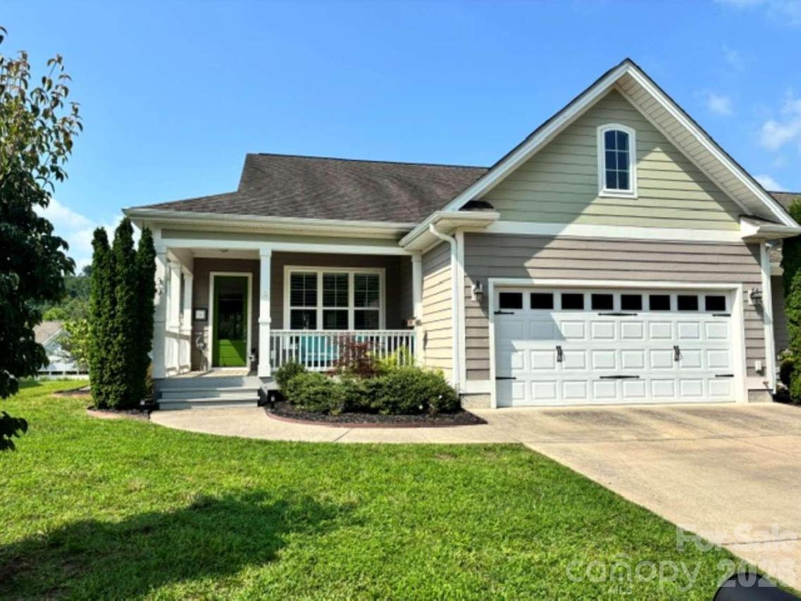 30 Rose Point Dr., Leicester, NC 28748