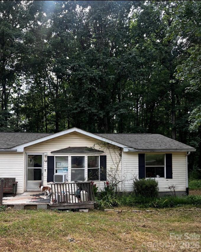 2697 Sentry Ln., Lincolnton, NC 28092