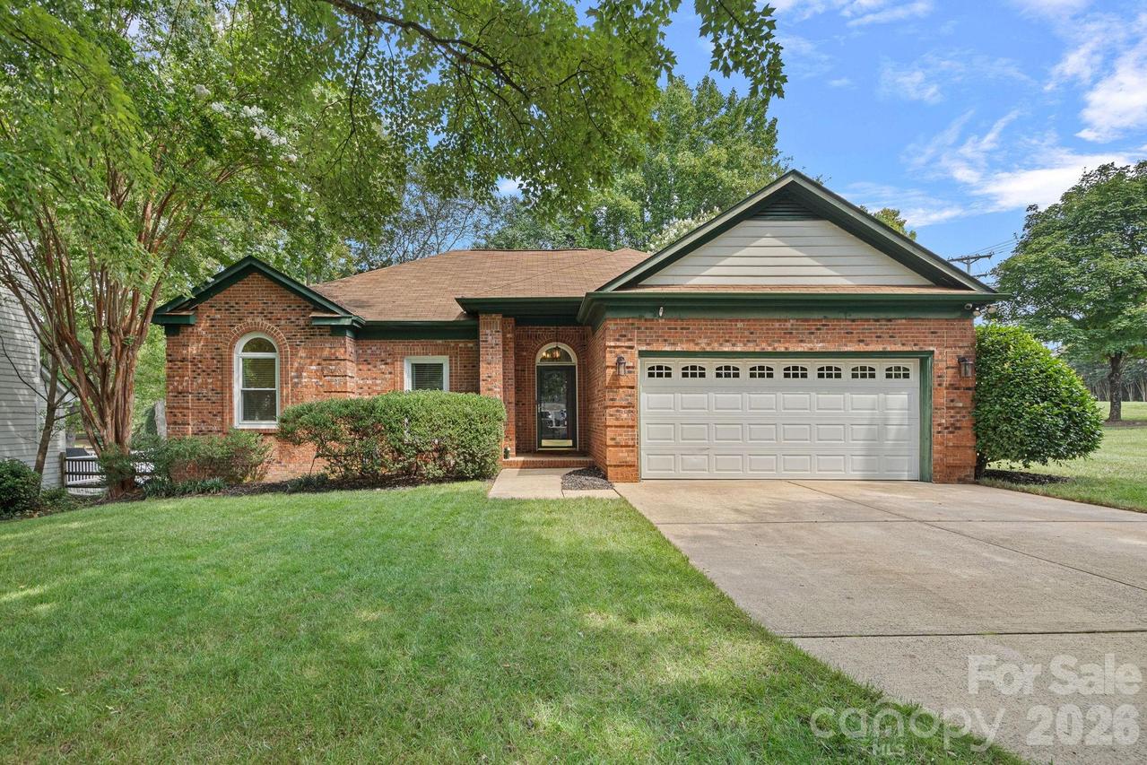 9413 Twin Trail Dr., Huntersville, NC 28078