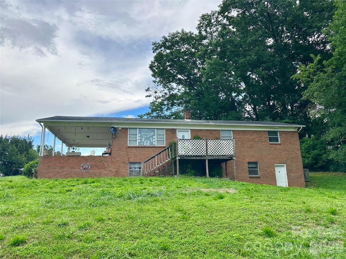 2687 Ellis Deal Ave., Valdese, NC 28690