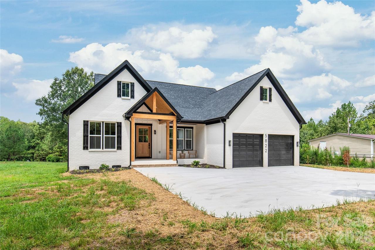 5822 Potter Rd., Waxhaw, NC 28173