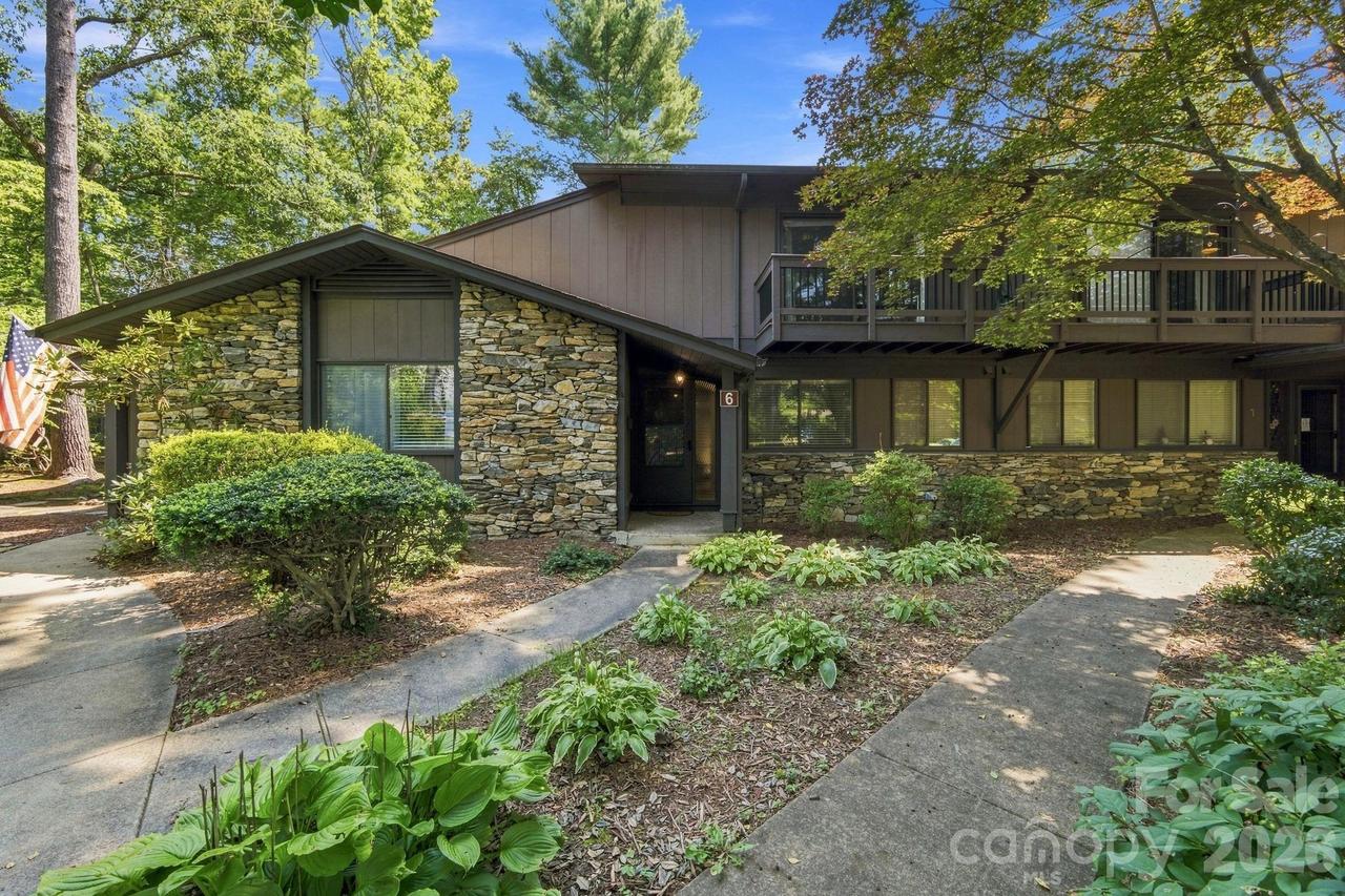 98 Laurelwood Cir. #6, Hendersonville, NC 28791