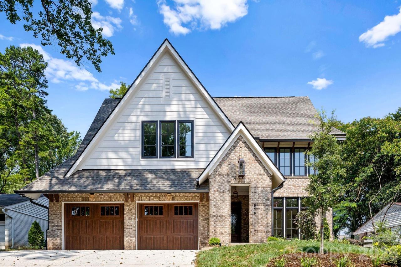 815 Manhasset Rd., Charlotte, NC 28209