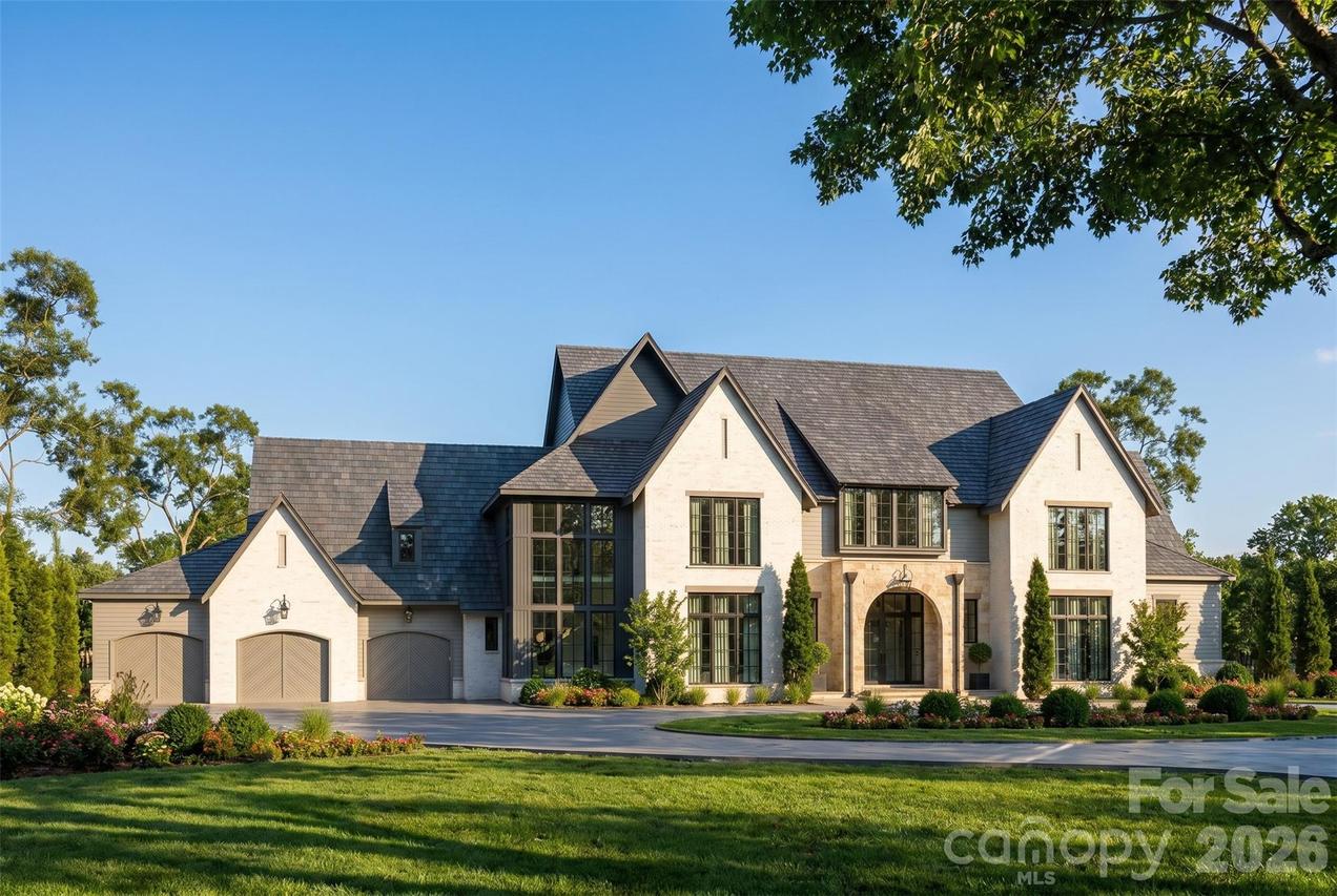 4900 Carmel Club Dr., Charlotte, NC 28226