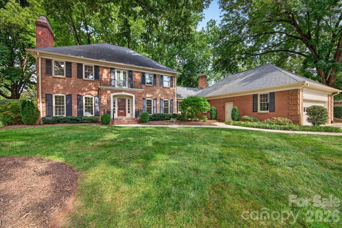 2349 Thetford Ct., Charlotte, NC 28211