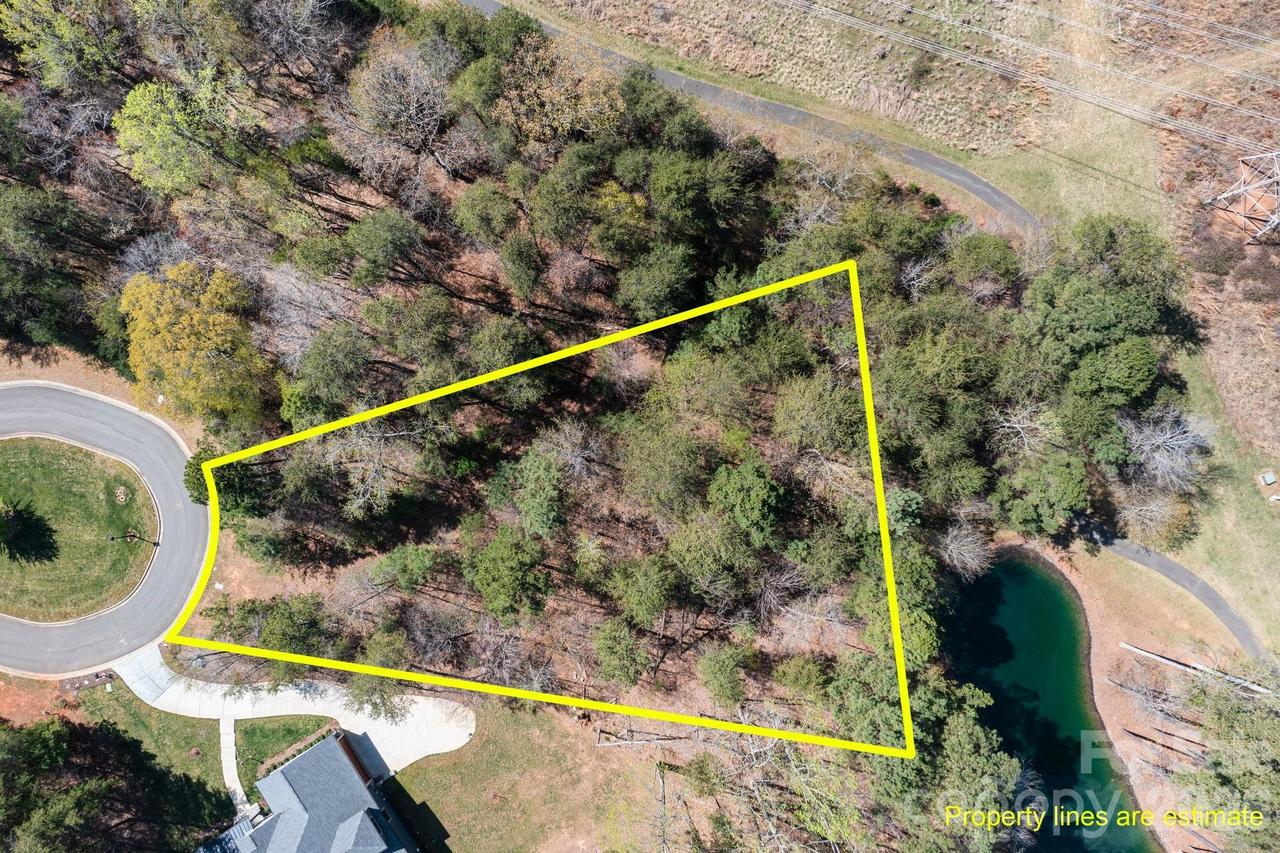 1036 Glade Spring Ct., Belmont, NC 28012