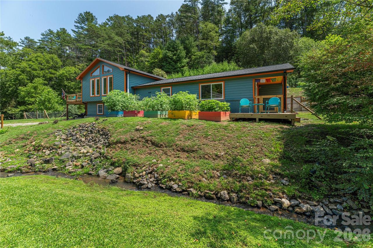50 Embler Rd., Alexander, NC 28701