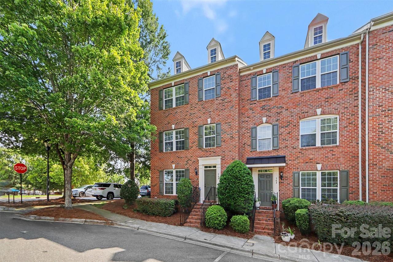 768 Naramore St., Davidson, NC 28036
