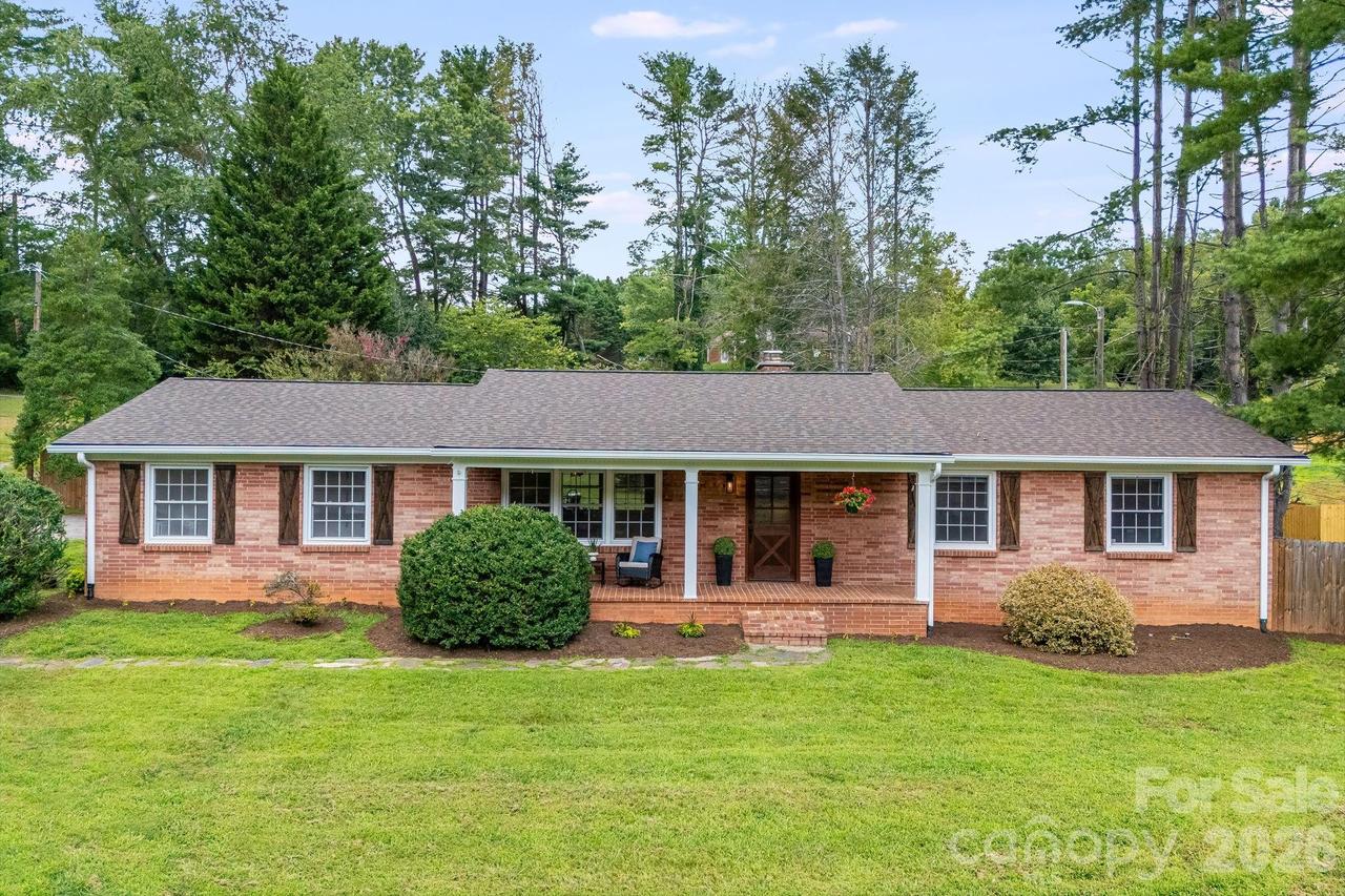 581 Old Leicester Hwy., Asheville, NC 28806