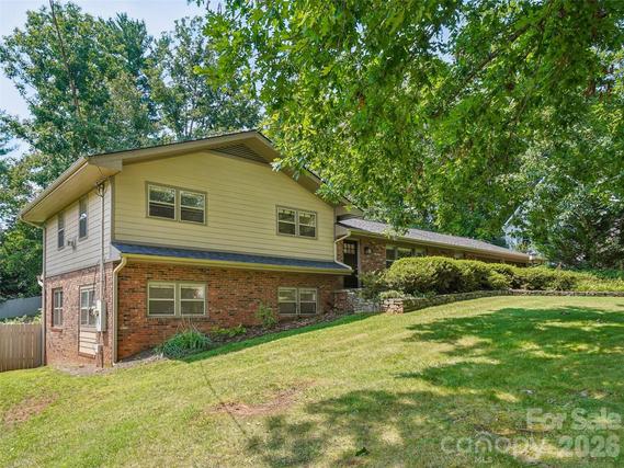 New Homes For Sale This Week That Attend North Buncombe Middle: August 14th to August 20th