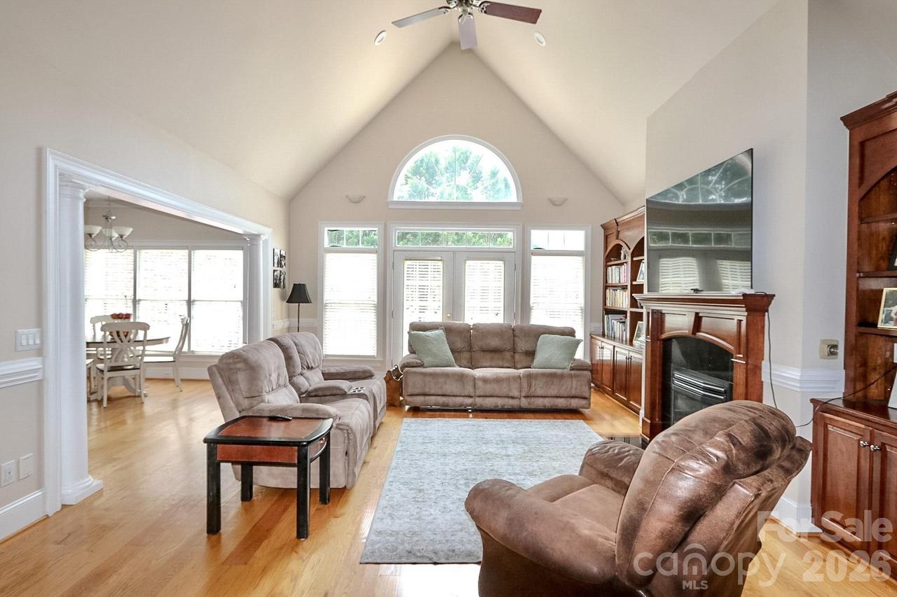 531 Westbrook St., Jonesville, NC 28642