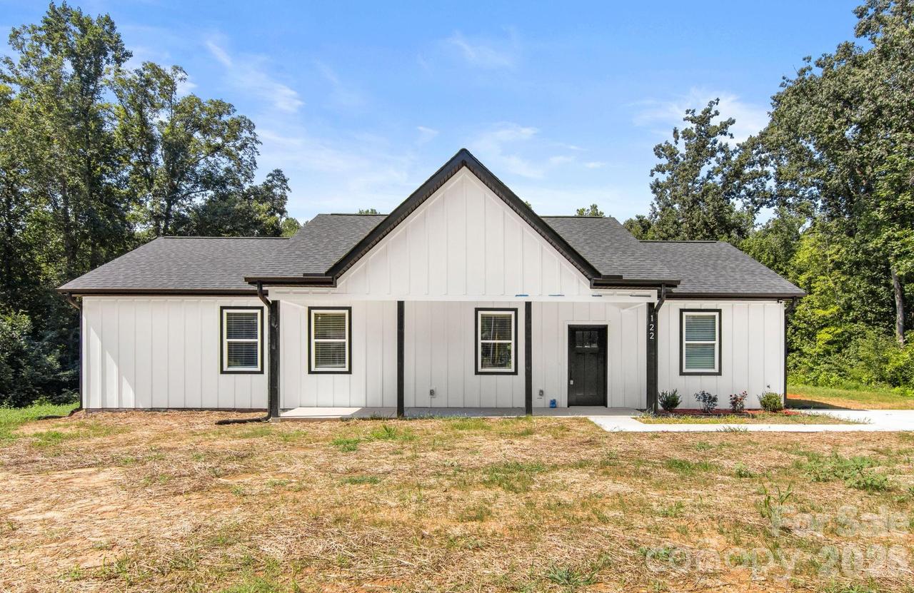 122 Pinecrest Dr., Shelby, NC 28152