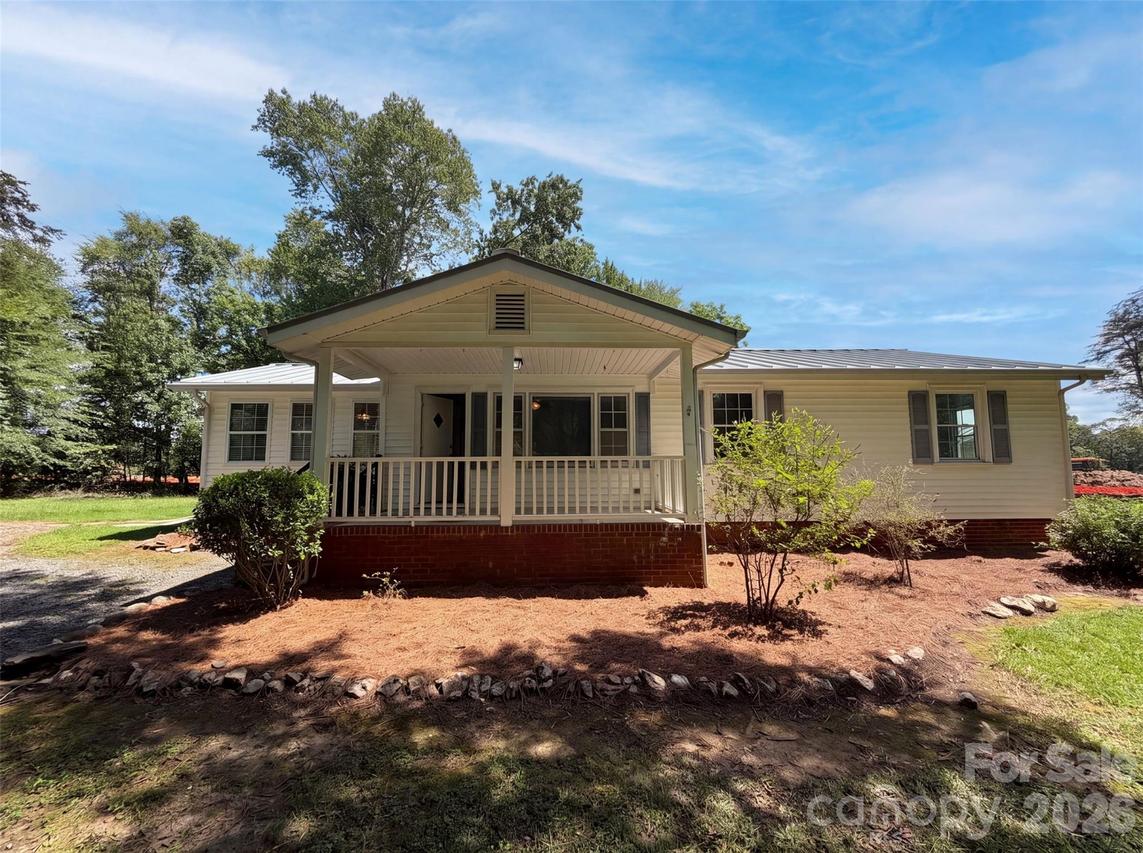 5100 Robinwood Dr., Charlotte, NC 28215