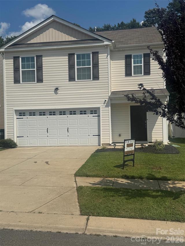 3168 Green Apple Dr., Dallas, NC 28034