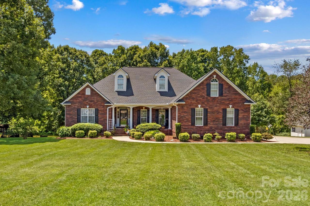 276 Falcon Crest Ln., Salisbury, NC 28147