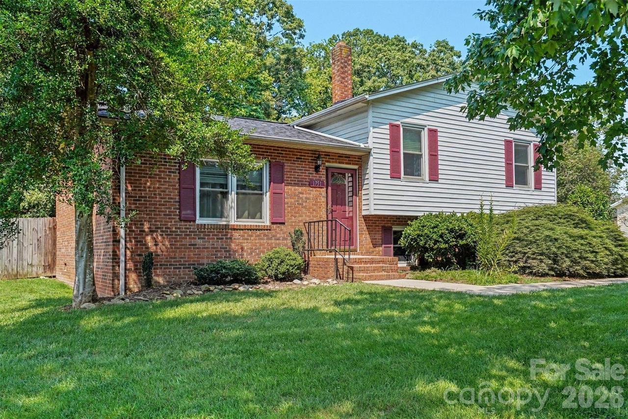 1751 Piney Rd., Hickory, NC 28602