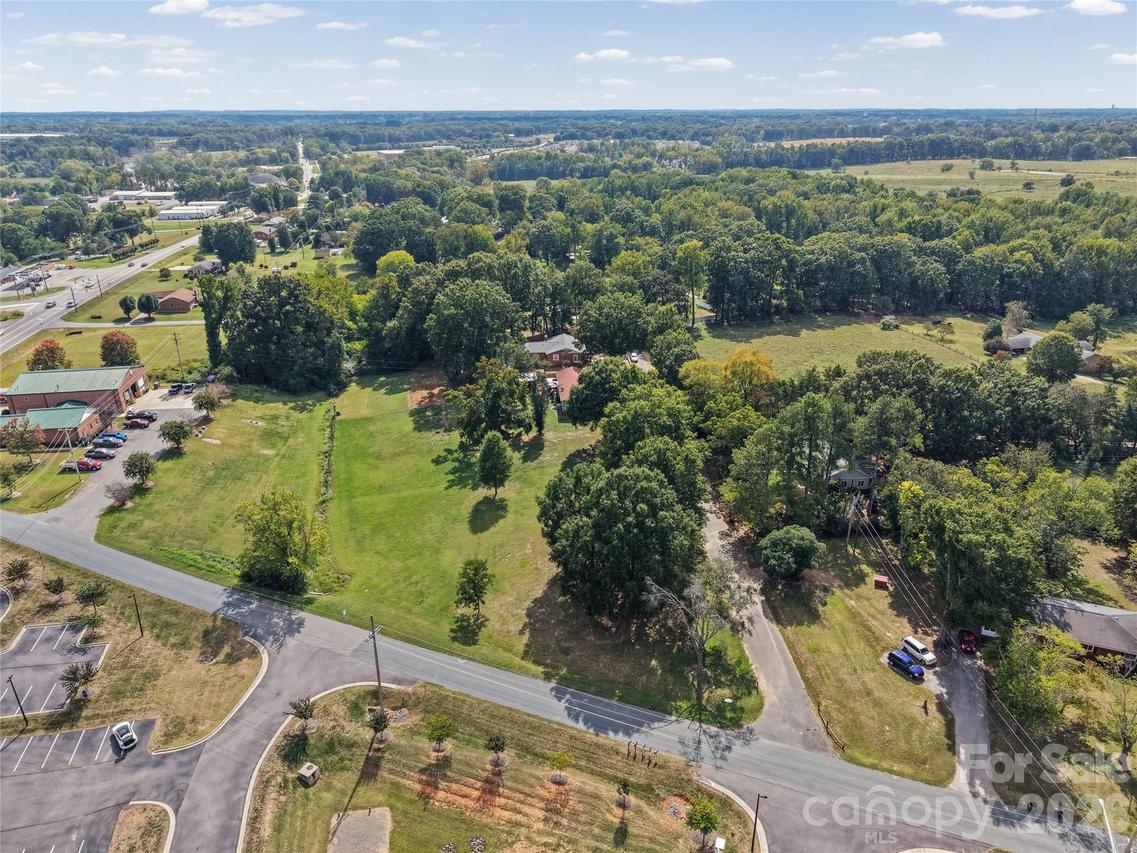 107 Maple Hill Rd., Monroe, NC 28110