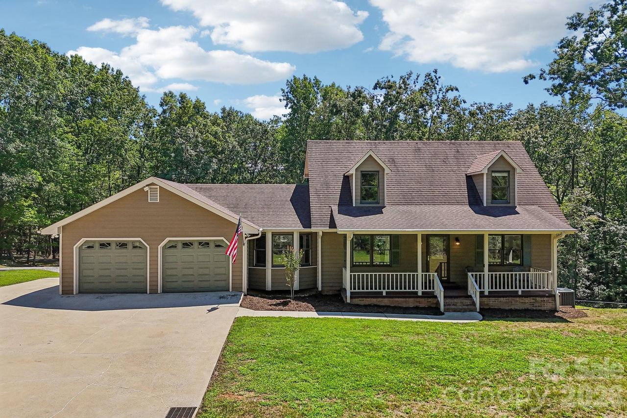 158 Mallard Dr., Columbus, NC 28722