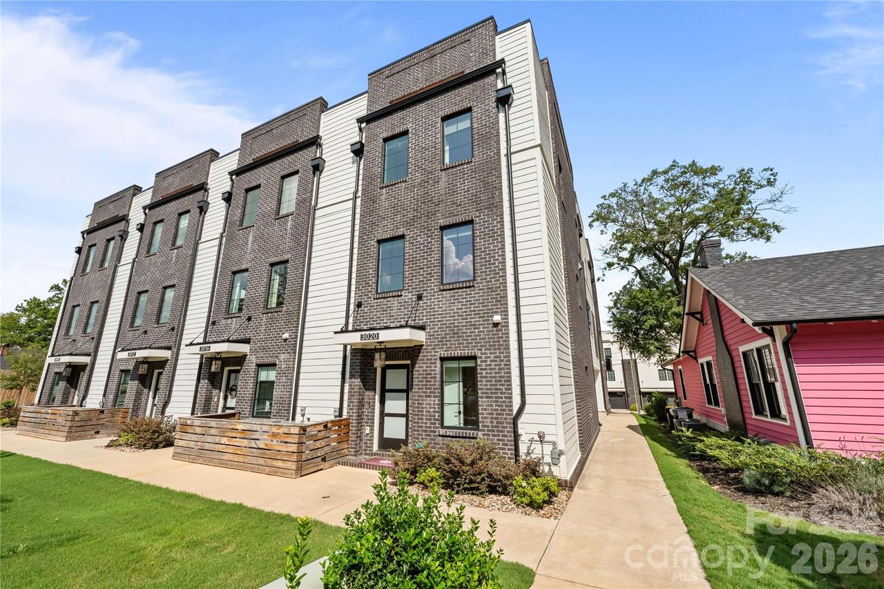 3020 Cobbs Hill Rd., Charlotte, NC 28205
