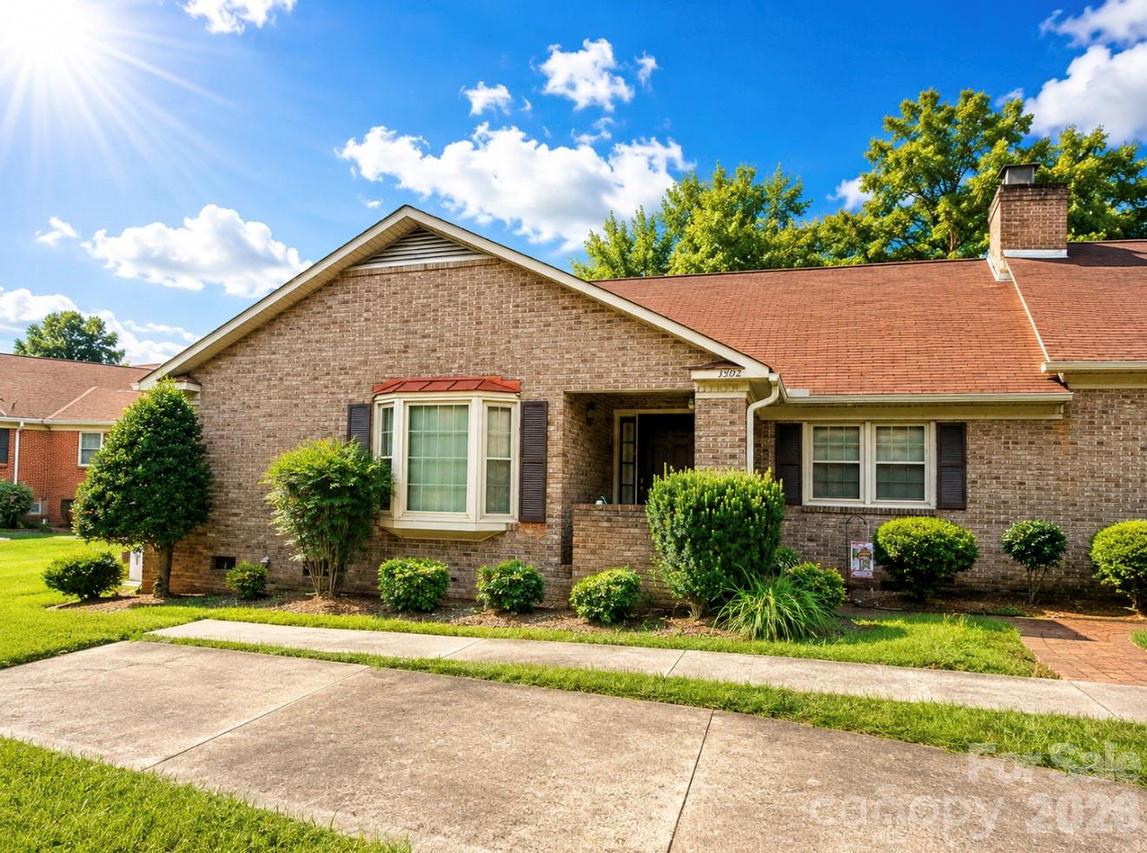 1302 Ravenwood Ct., Salisbury, NC 28147
