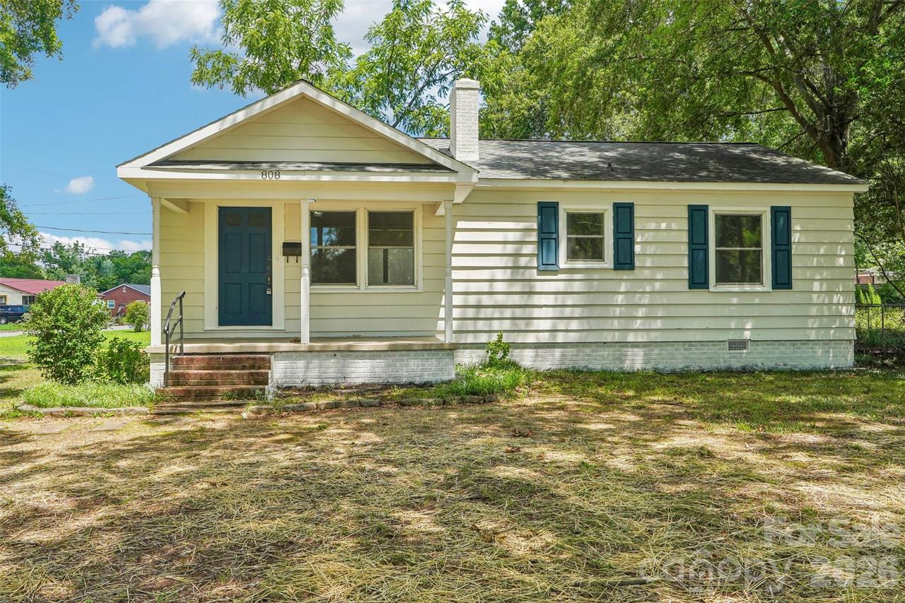 808 Lowery St., Shelby, NC 28152