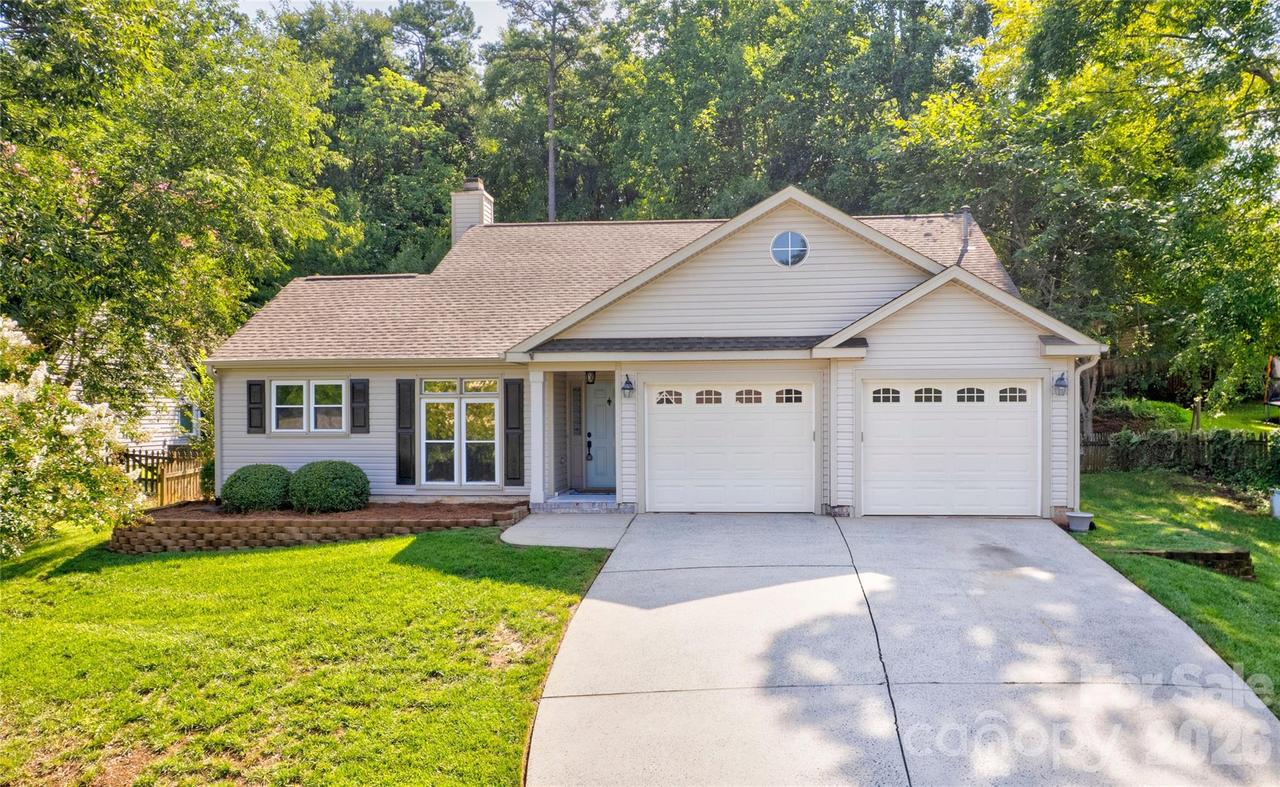 156 Edgewater Dr., Concord, NC 28027