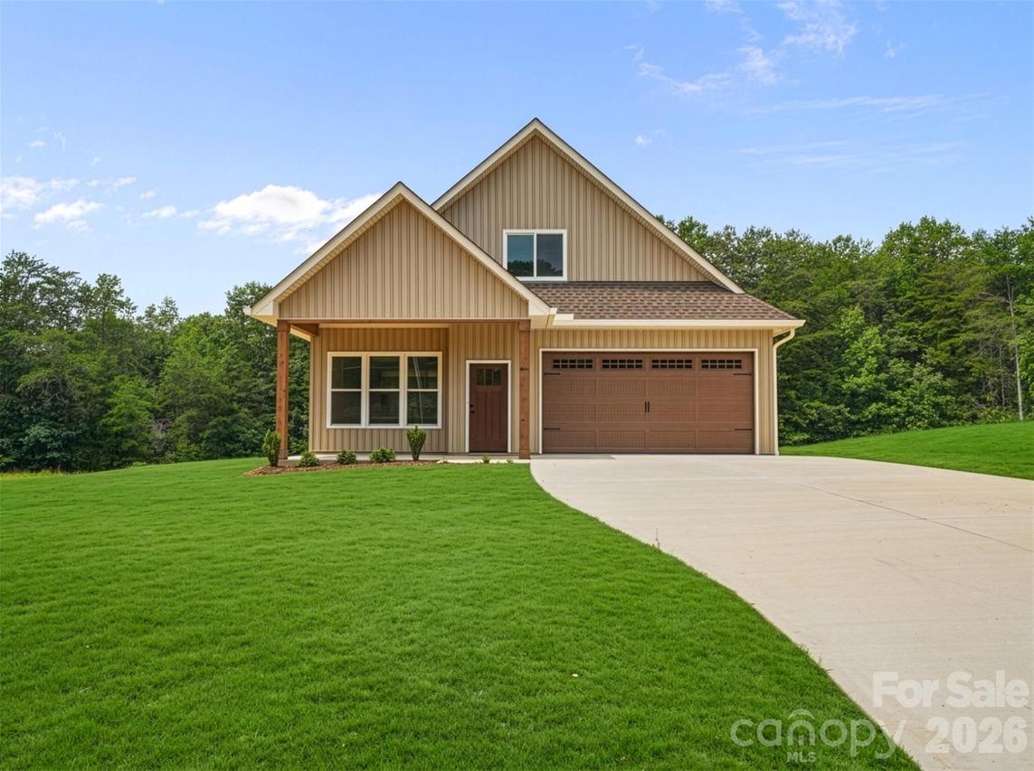 708 Meadowood St., Hudson, NC 28638
