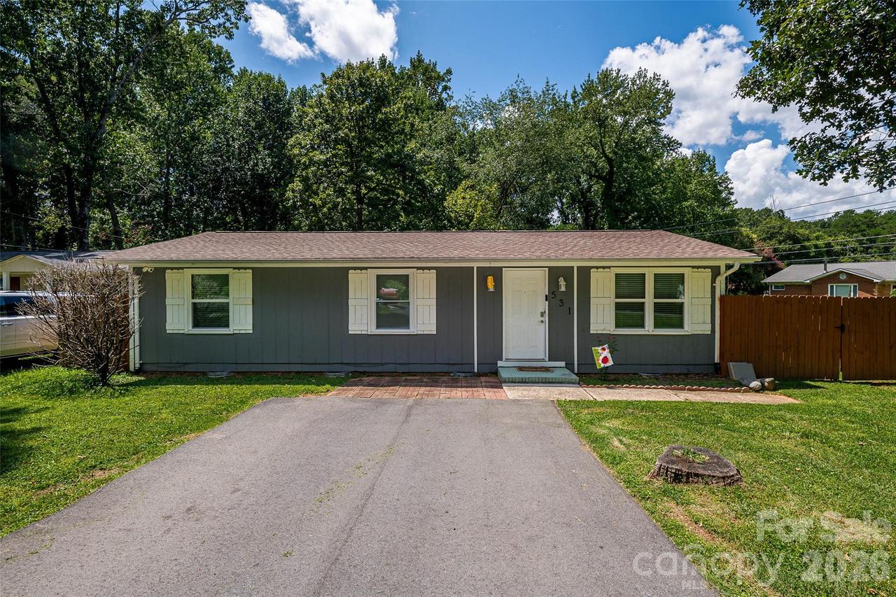 531 Stilwell Oaks Cir., Charlotte, NC 28212
