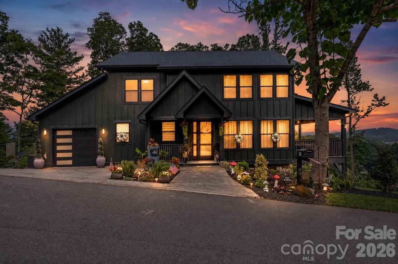 49 Timber Moss Dr., Asheville, NC 28804