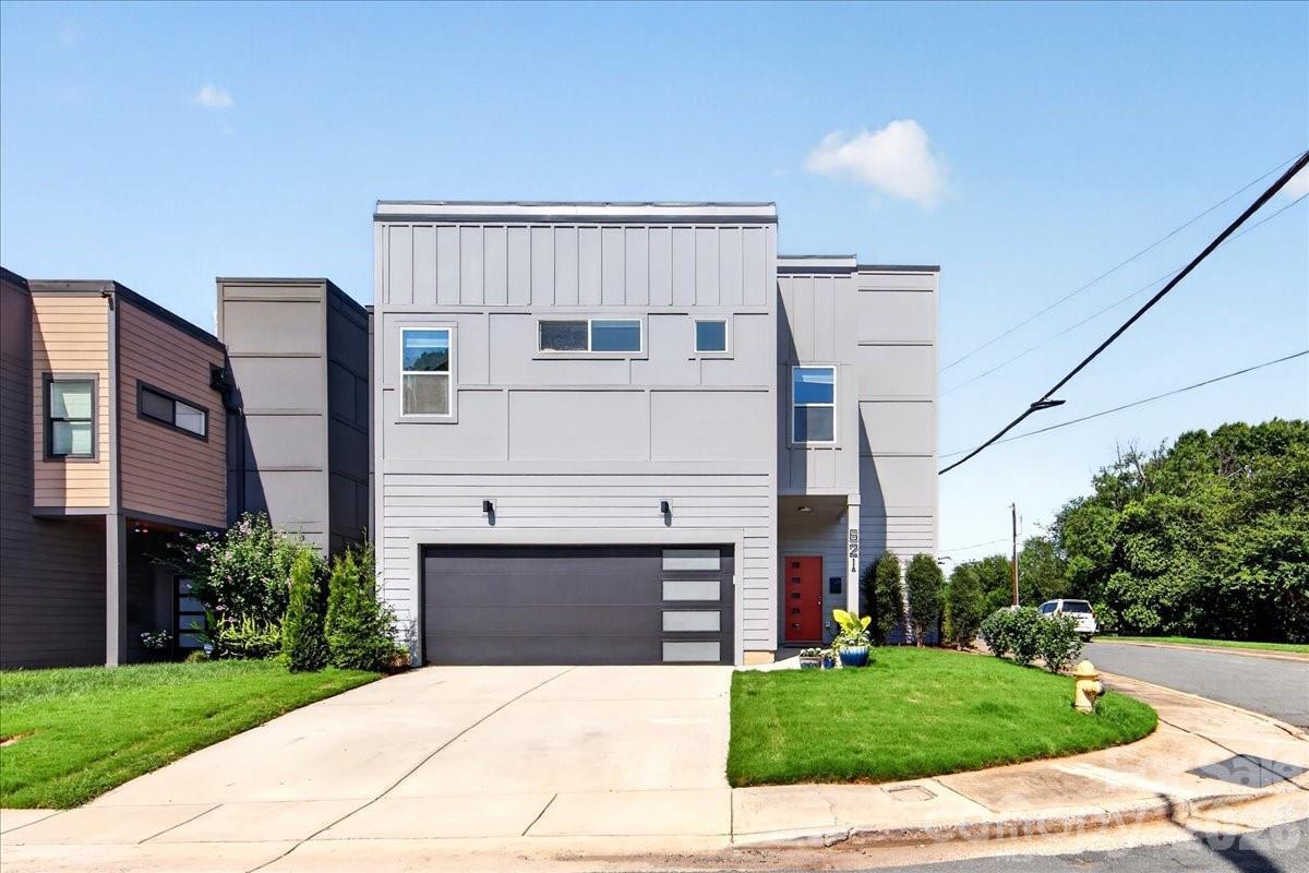 621 Campus St., Charlotte, NC 28216