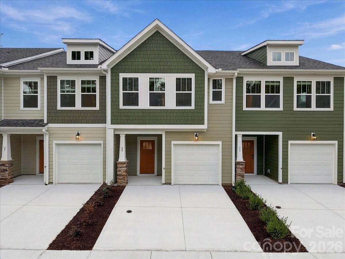 29 Oleetah Falls Way, Hendersonville, NC 28792