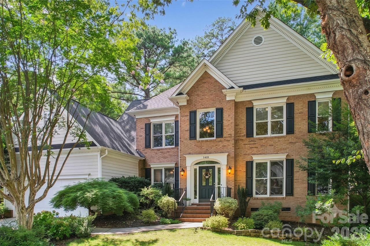7418 Tarland Ln., Charlotte, NC 28269